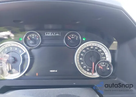 2018 Ram 2500 Laramie 4X4 6'4 Box z USA, uszkodzony, nr VIN 3C6UR5FL6JG334172